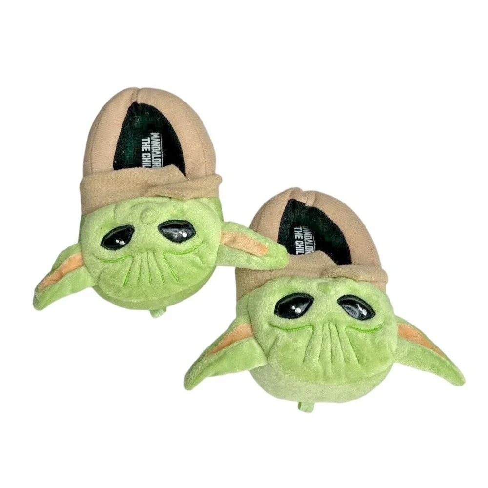 Star Wars Mandalorian Grogu Boys Slippers Size 7/8 Full Body Baby Yoda